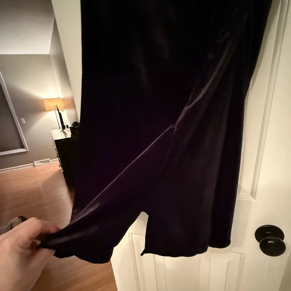 Old Navy Off-the-Shoulder Ruched Velvet Mini Dress Black Size XL NWT party - Picture 6 of 9